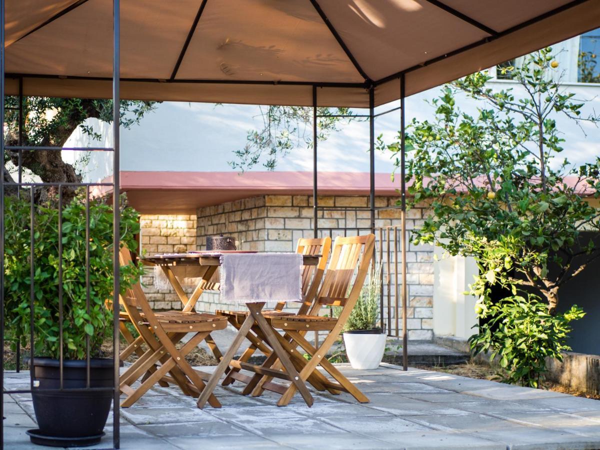 Costa's Garden House *